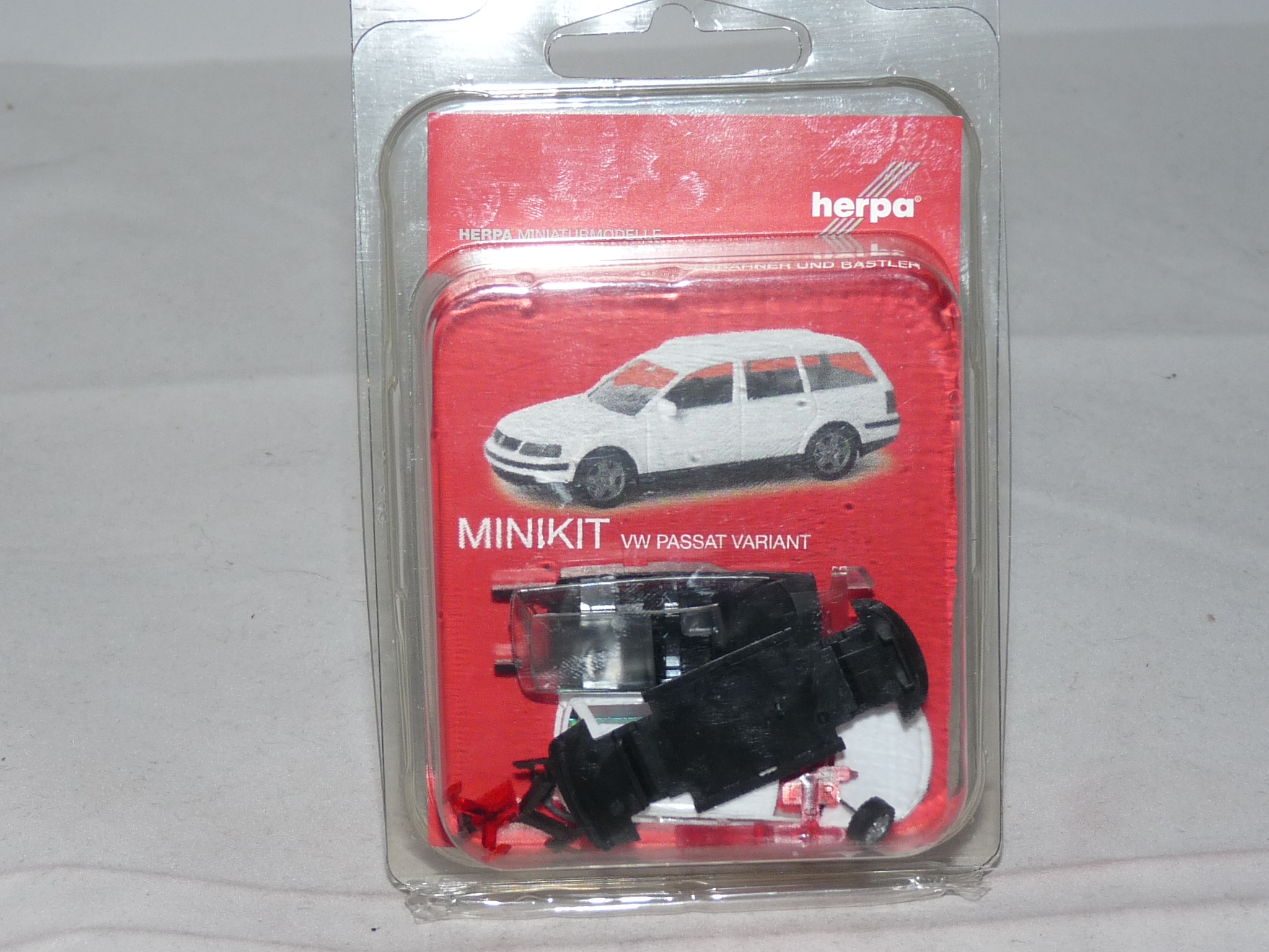 Herpa 012249-005 H0 PKW MiniKit VW Passat Variant weiß