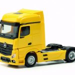 herpa 309189-004 Mercedes-Benz Actros Bigspace `18 Solozugmaschine 2achs - rapsgelb 1:87 NEU + OVP