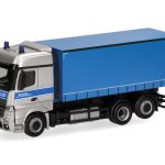 herpa 098427 Mercedes-Benz Actros Streamspace Wechsellader-LKW Bereitschaftspolizei Mecklenburg-Vorpommern 1:87 NEU + OVP