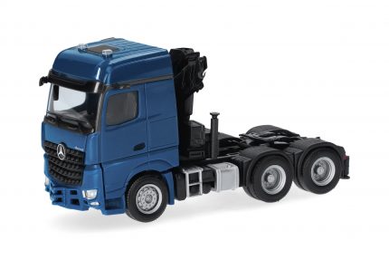Vorbestellung herpa 318747 Mercedes-Benz Arocs 18 Bigspace Zugmaschine 3achs mit Ladekran (6x4) - enzianblau 1:87 NEU + OVP