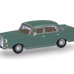 Vorbestellung herpa 420457-004 Mercedes-Benz 200 Heckflosse - moosgrün 1:87 NEU + OVP
