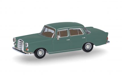 Vorbestellung herpa 420457-004 Mercedes-Benz 200 Heckflosse - moosgrün 1:87 NEU + OVP
