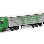 Vorbestellung herpa 320856 Mercedes-Benz Actros L Gigaspace Gardinenplanen-Sattelzug "Horeischi Transporte"  1:87 NEU + OVP