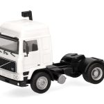 Vorbestellung herpa 321082 Volvo F10 Globetrotter Zugmaschine 2achs - weiß 1:87 NEU + OVP