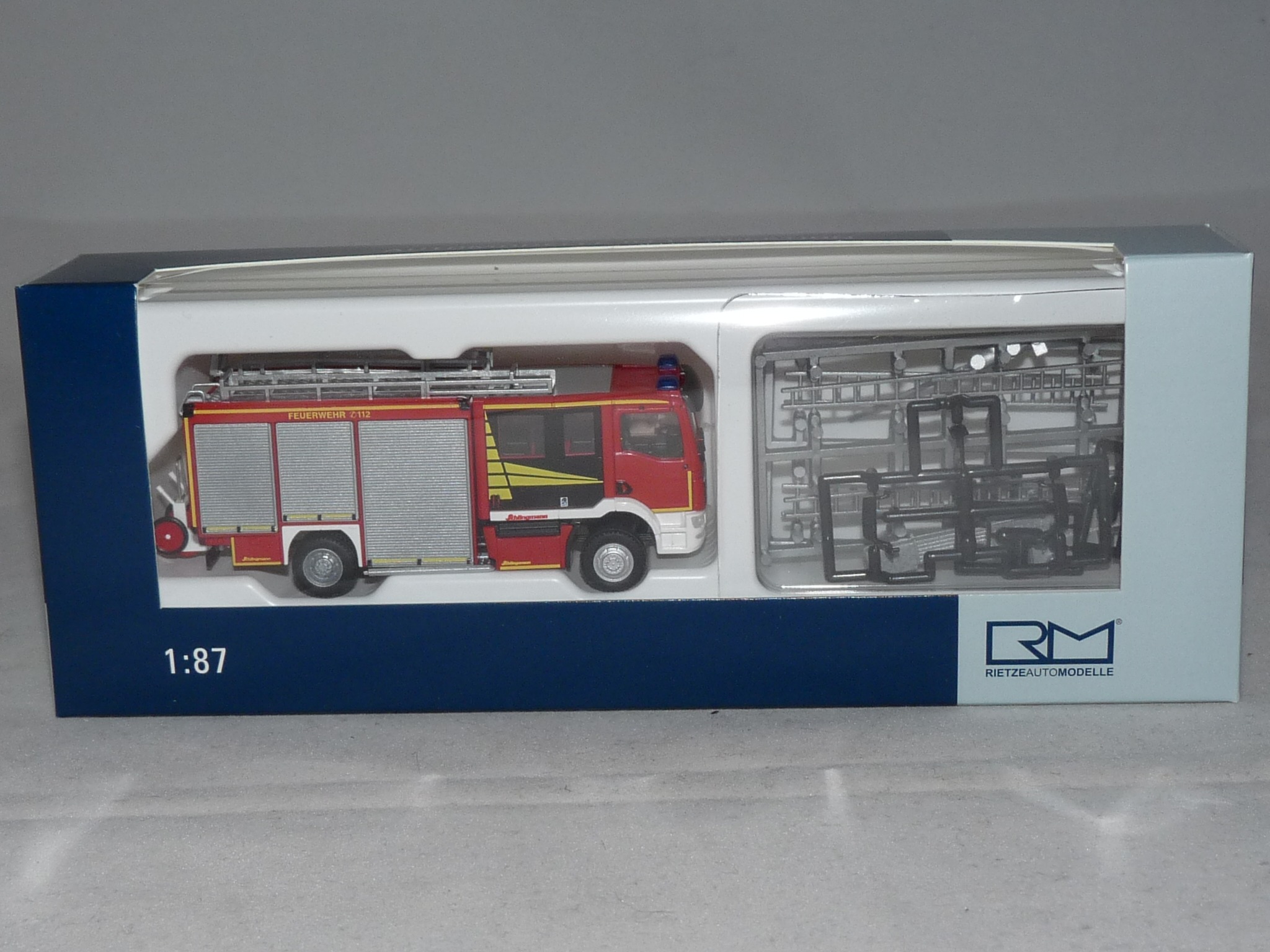 4037748729906 4037748729906