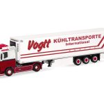 Vorbestellung herpa 321990 Volvo FH Flachdach 2013 Kühlkoffer-Sattelzug "Patrick Vogtt Kühltransporte Ahaus" 1:87 NEU + OVP
